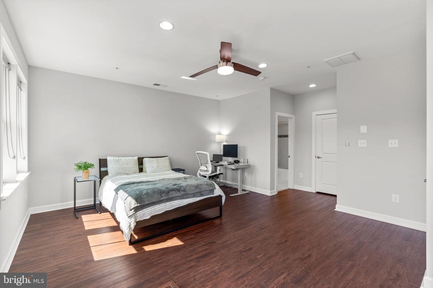 414 Hydrangea Place photo 29