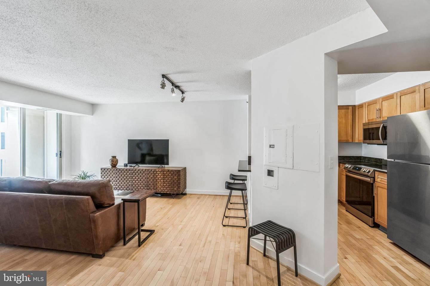 7500 Woodmont Avenue #s714 photo 2