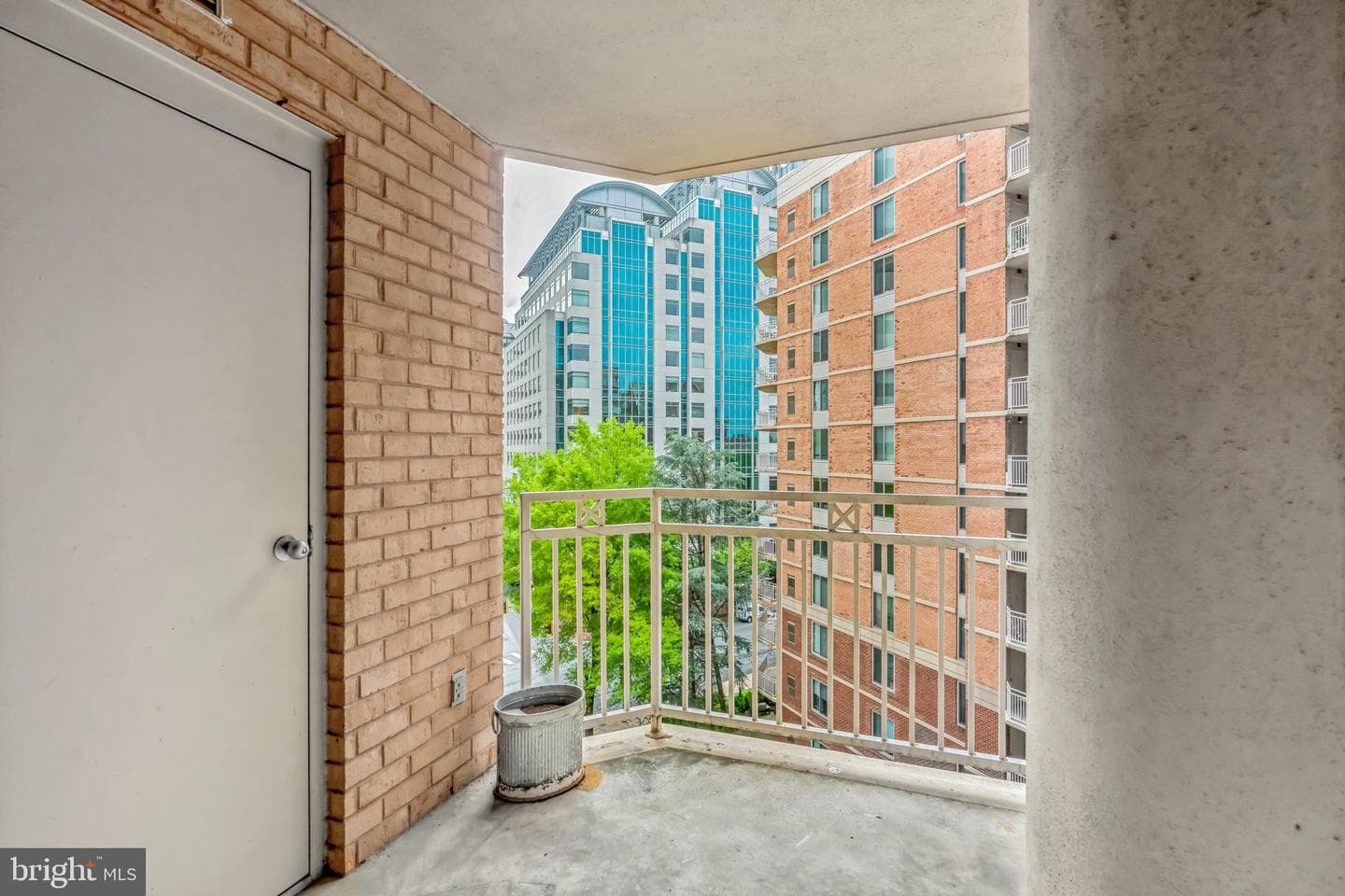 7500 Woodmont Avenue #s714 photo 22