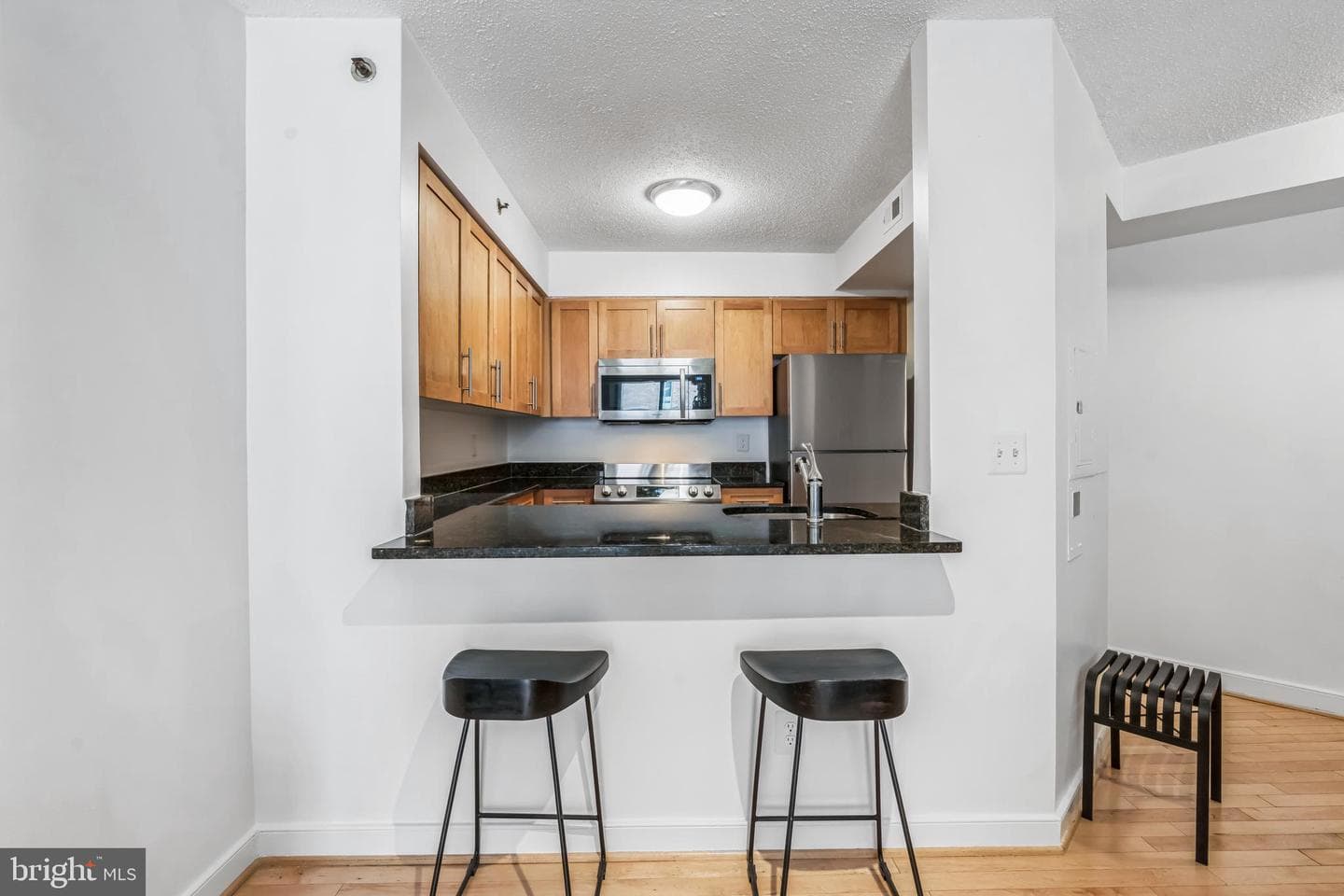 7500 Woodmont Avenue #s714 photo 6