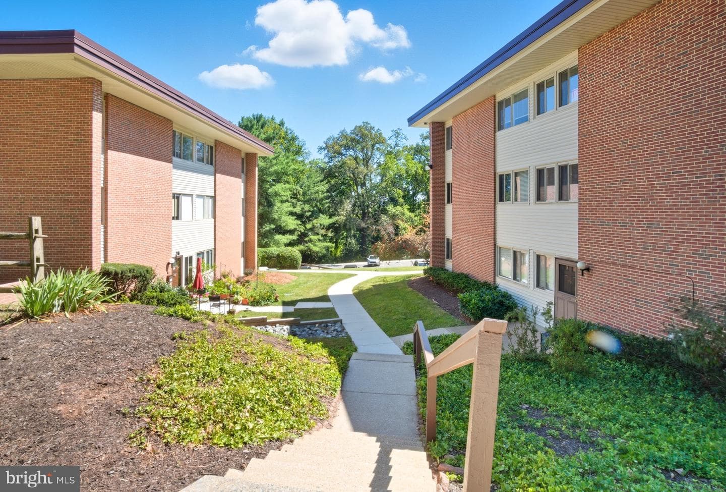 170 Talbott Street #205 photo 35