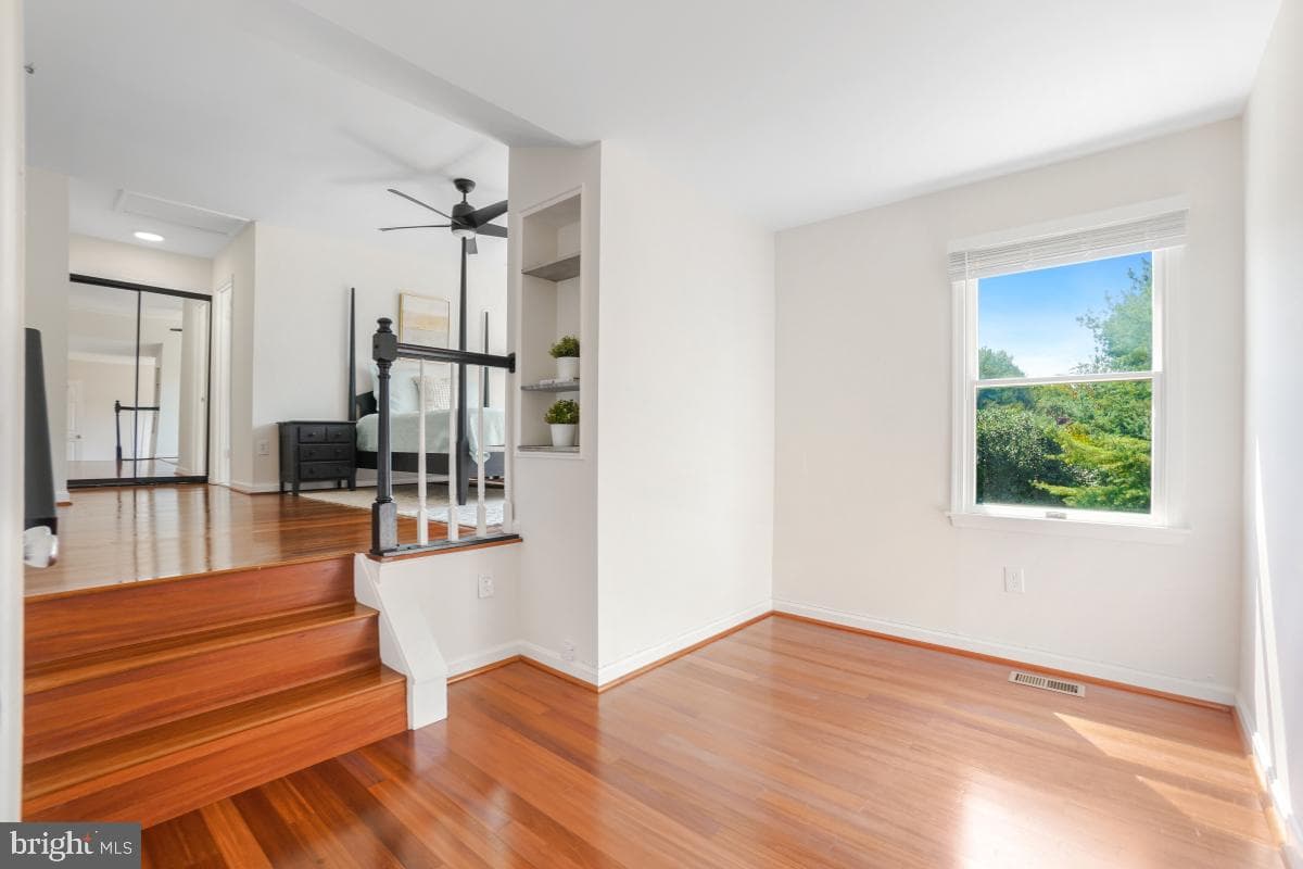 9 Fairdale Court photo 14