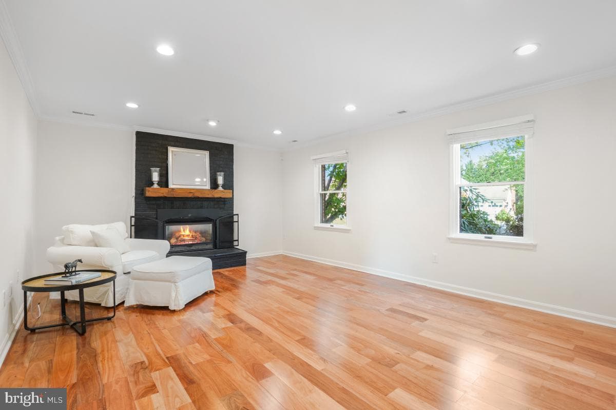 9 Fairdale Court photo 7