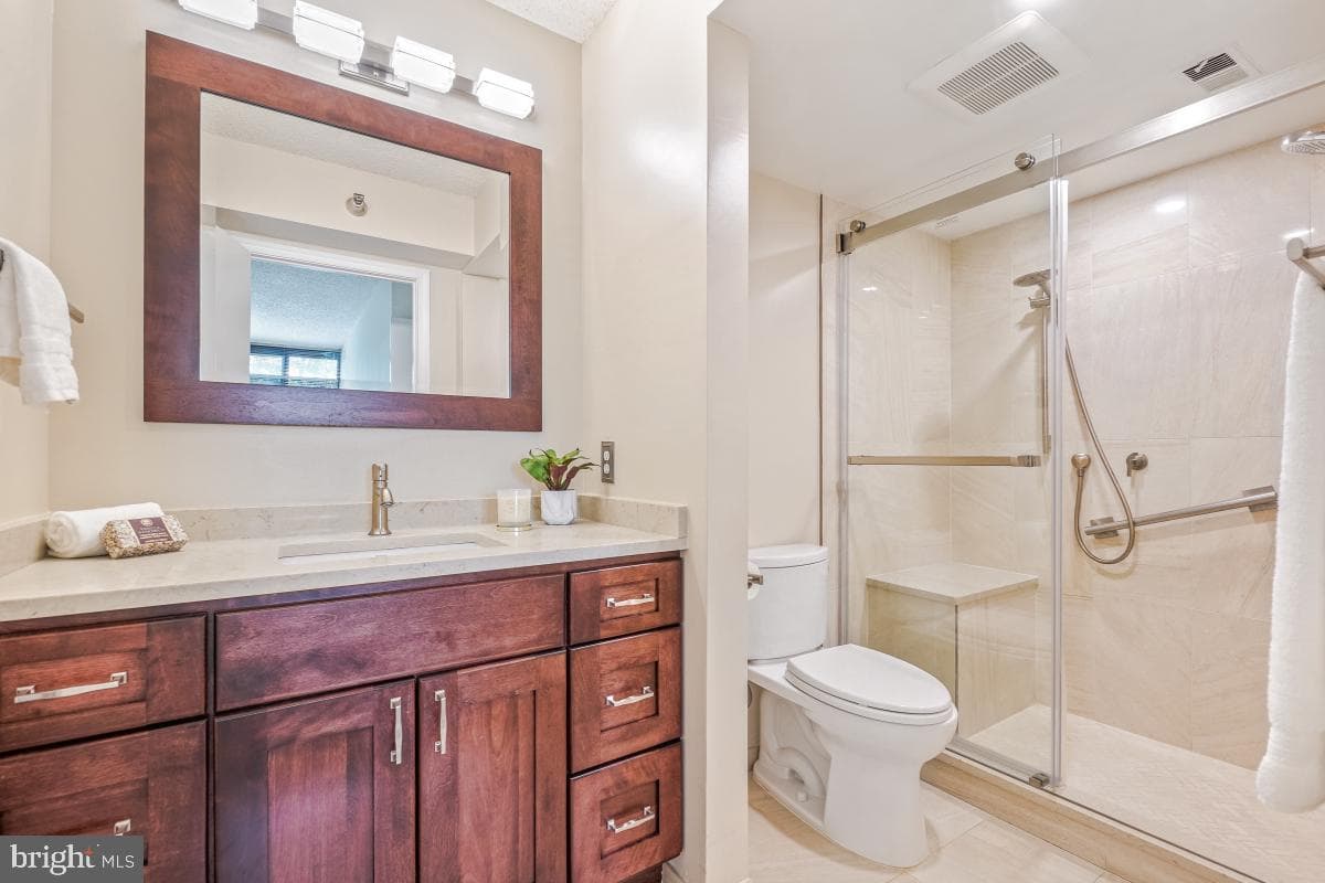 7401 Westlake Terrace #215 photo 30