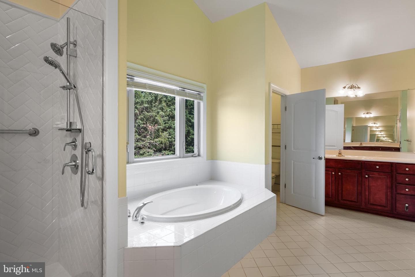 23105 Roberts Tavern Drive photo 38