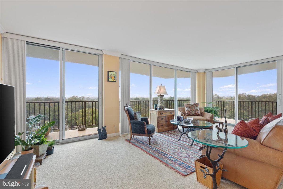 3333 University Boulevard W #1101 photo 1