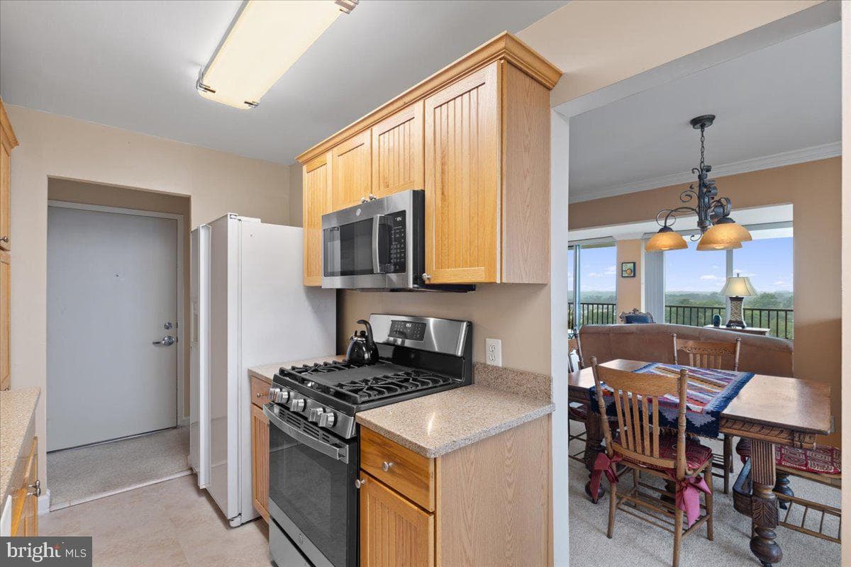 3333 University Boulevard W #1101 photo 15