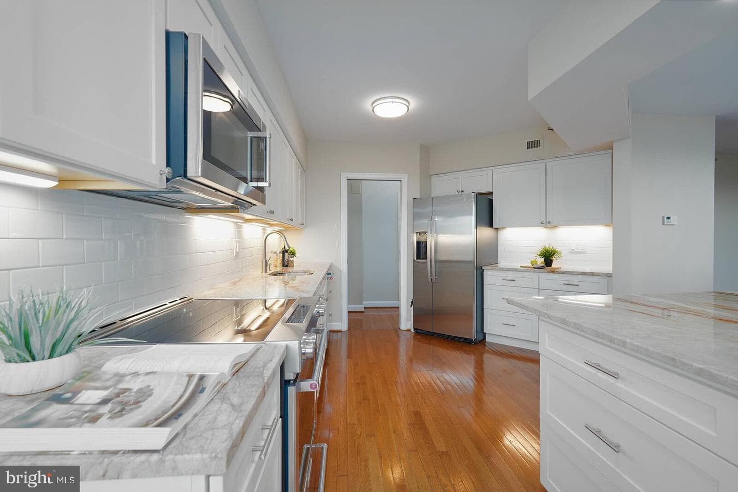 5802 Nicholson Lane #2-604 photo 10