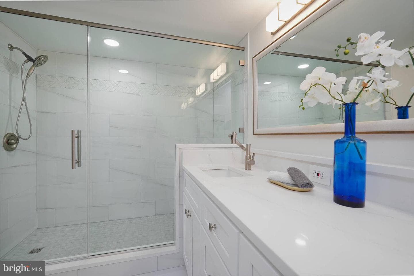 5802 Nicholson Lane #2-604 photo 15