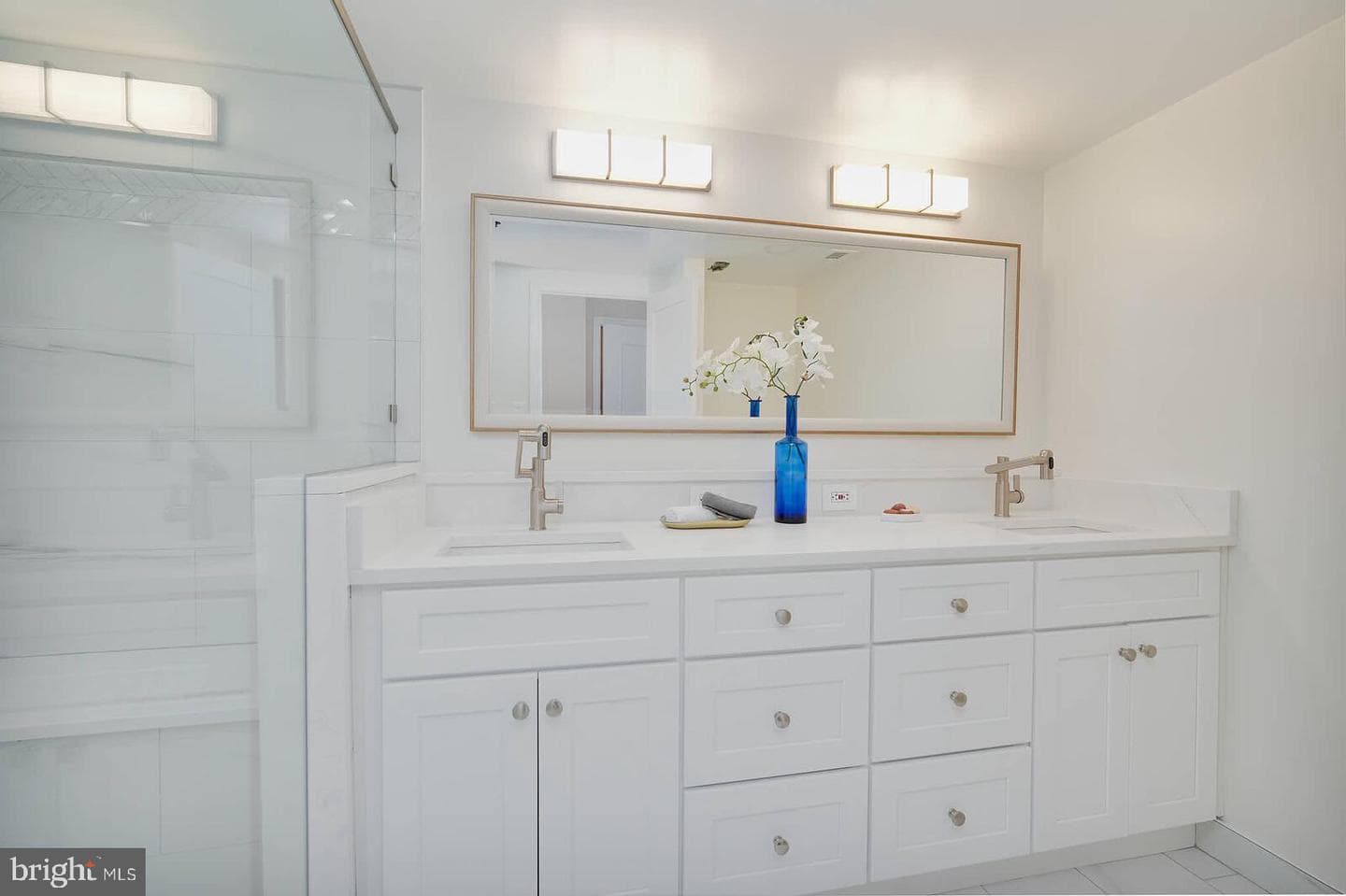 5802 Nicholson Lane #2-604 photo 18