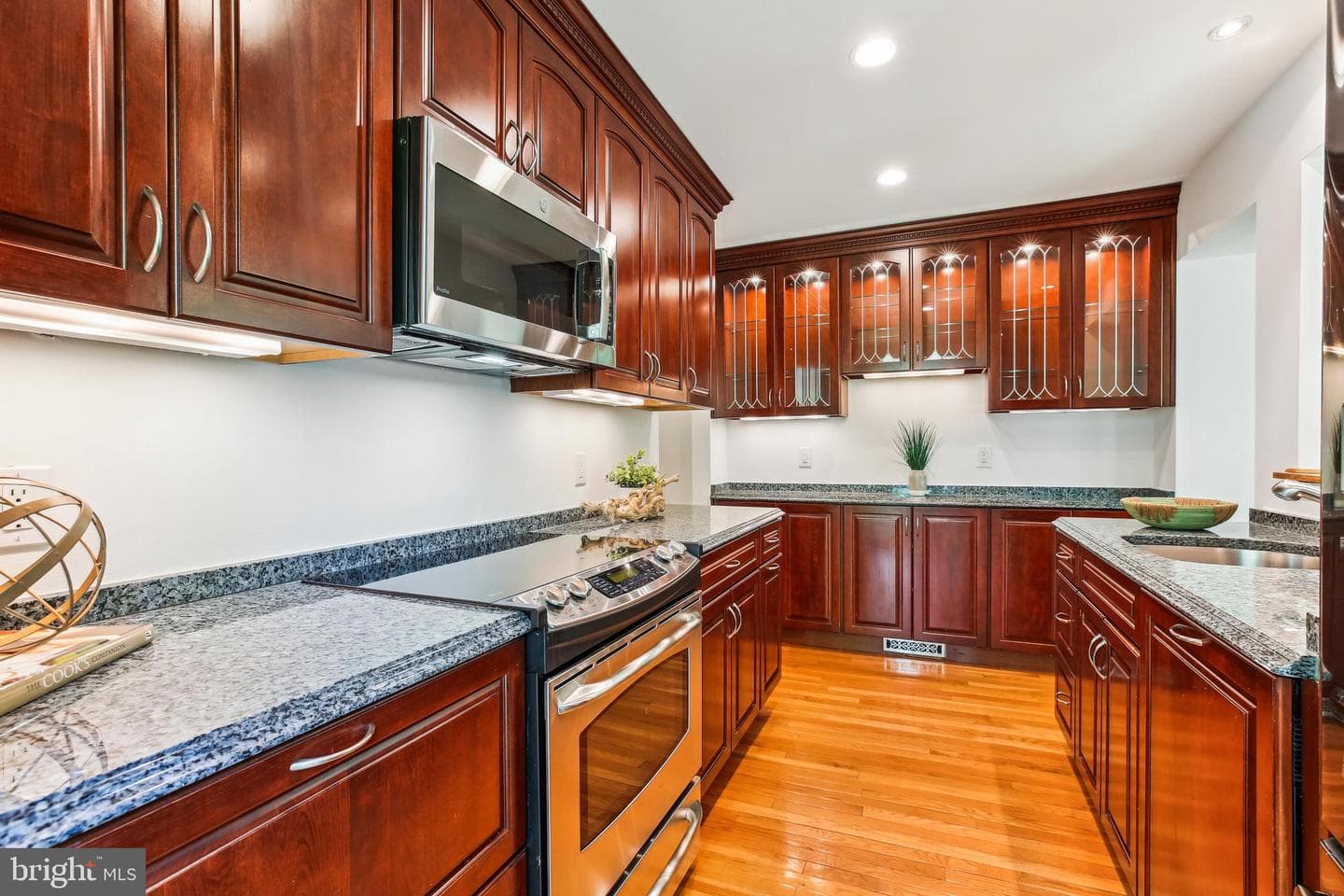 1750 Overlook Drive photo 17