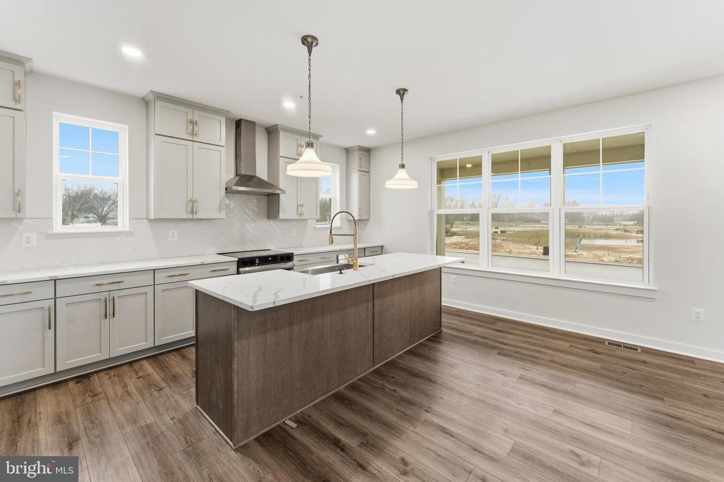 19110 Tatie Way photo 5
