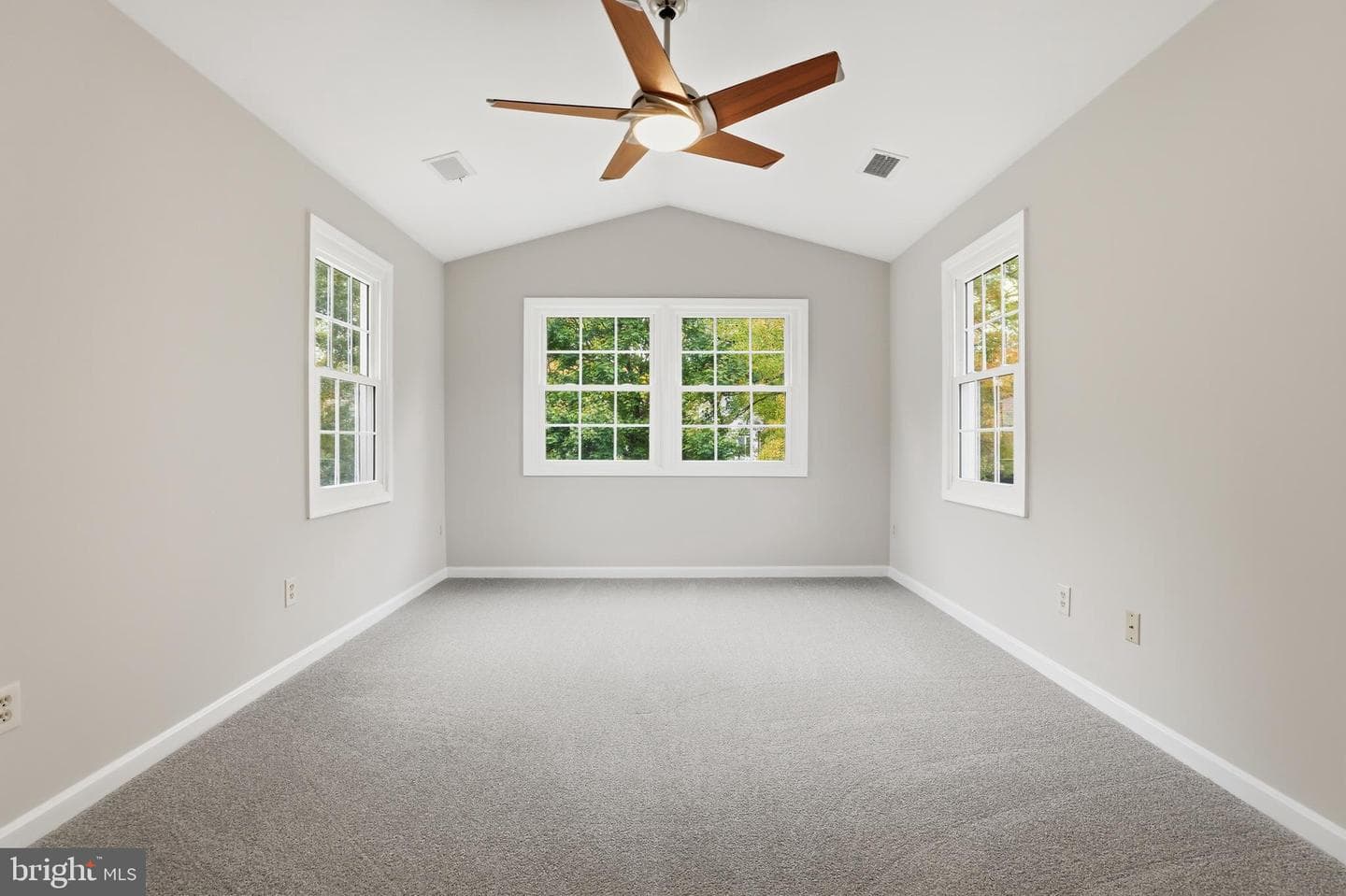 16504 Kipling Road photo 29