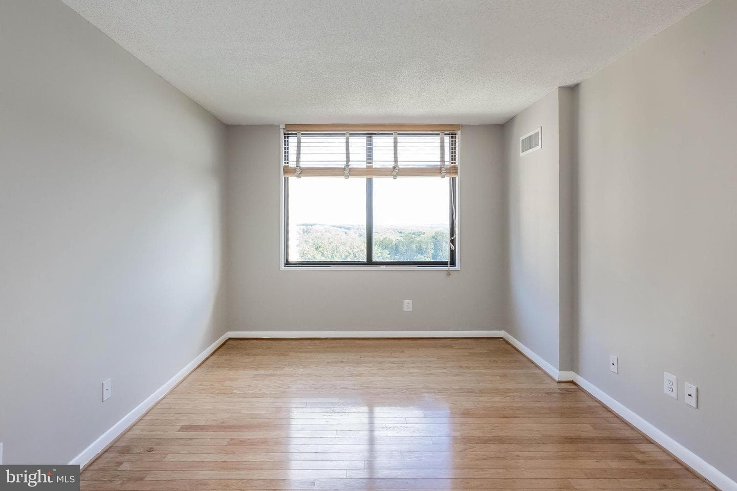 5225 Pooks Hill Road #1017s photo 27
