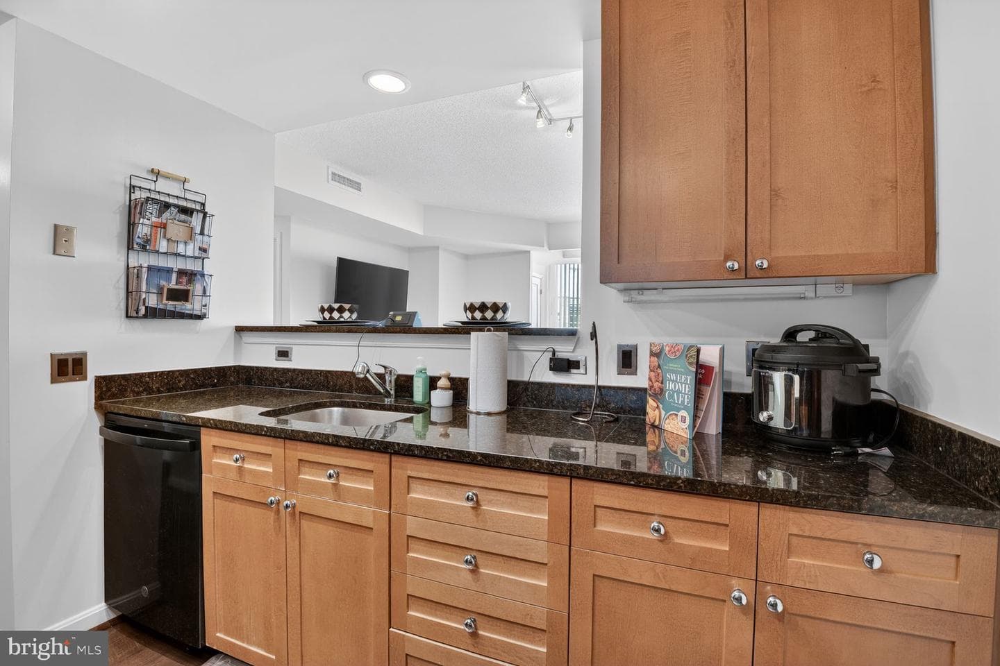930 Wayne Avenue #907 photo 16
