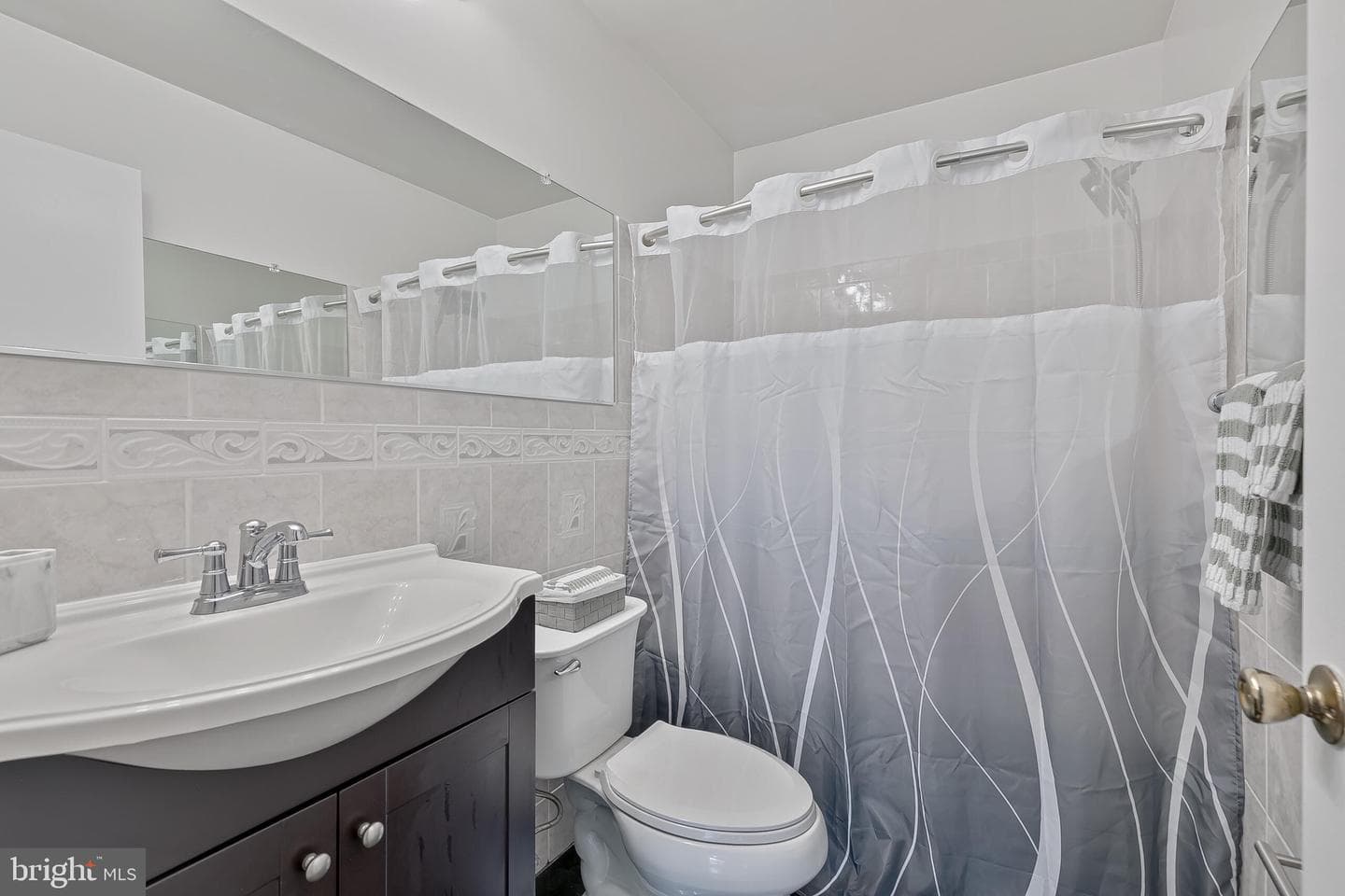 9108 Centerway Road photo 15