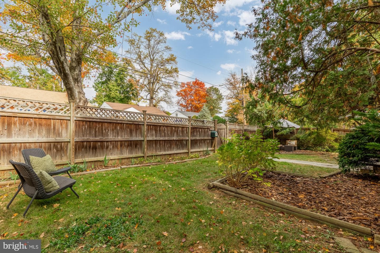 905 Malcolm Drive photo 31