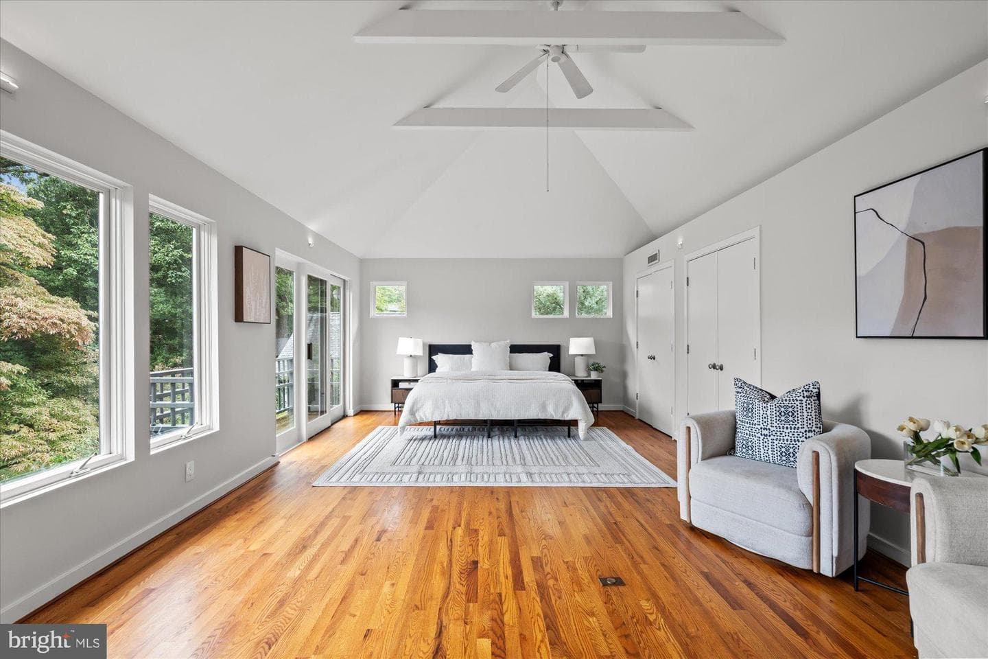 5402 Surrey Street photo 27