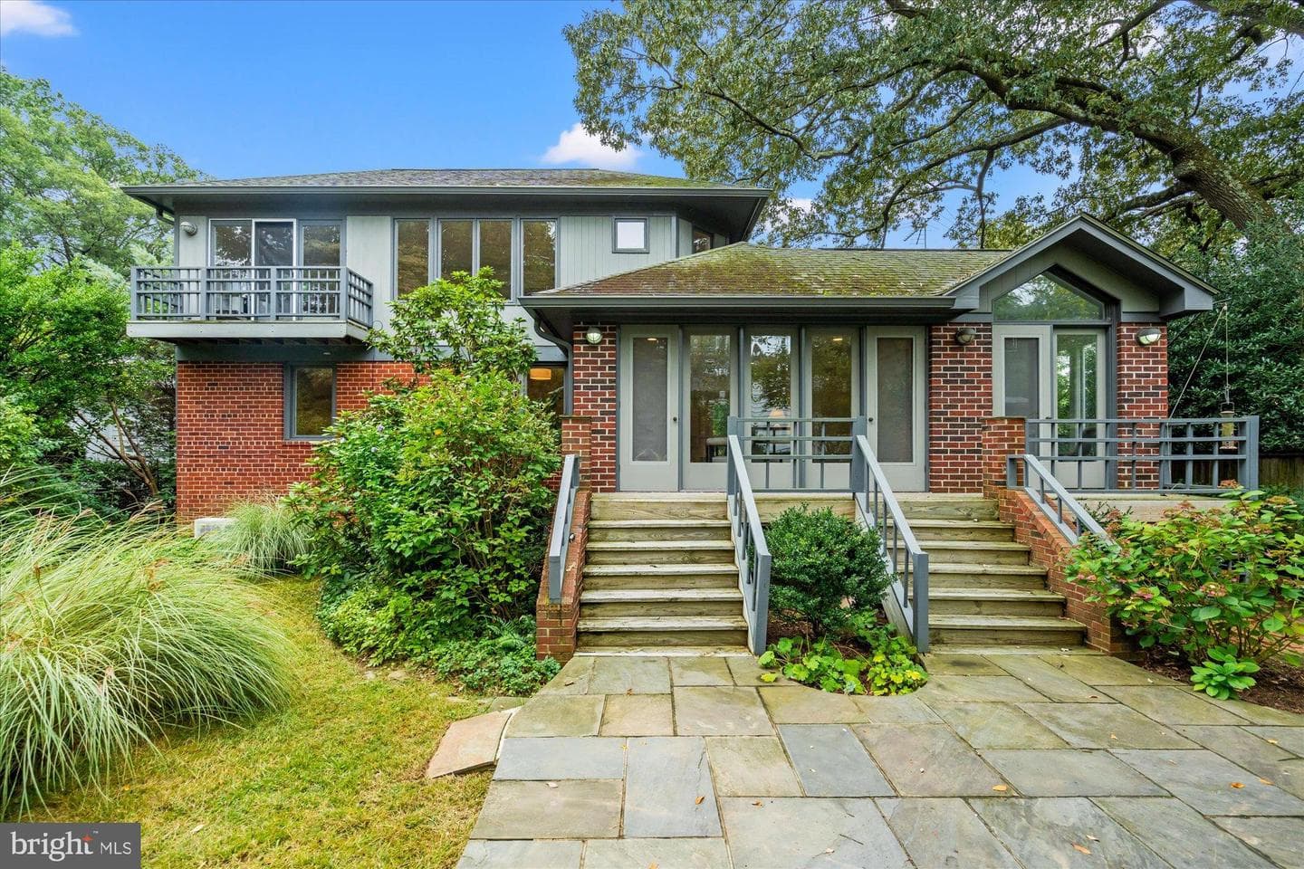 5402 Surrey Street photo 45