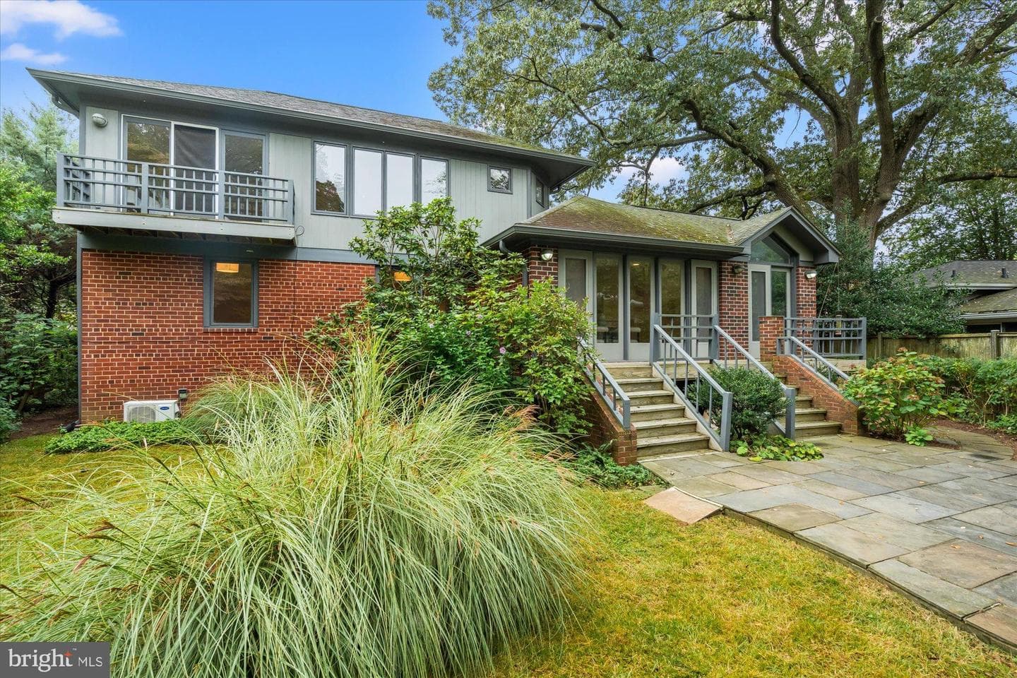 5402 Surrey Street photo 46