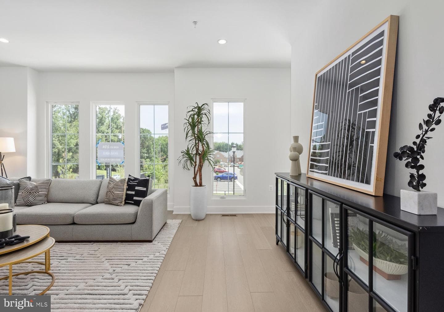 8603 Erdem Place photo 21