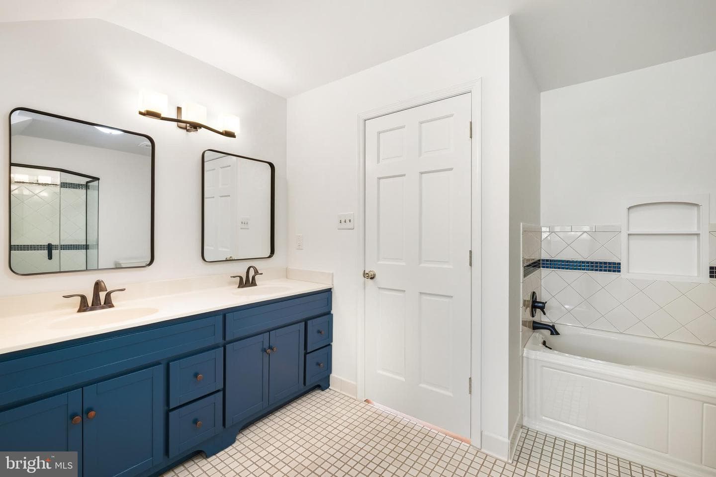 5704 Mossrock Drive photo 24