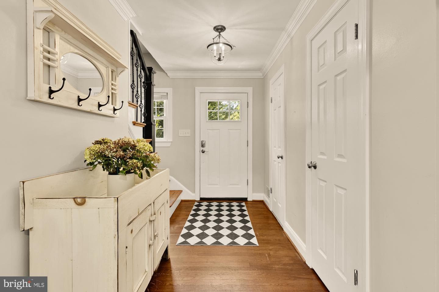 6405 Redwing Road photo 2