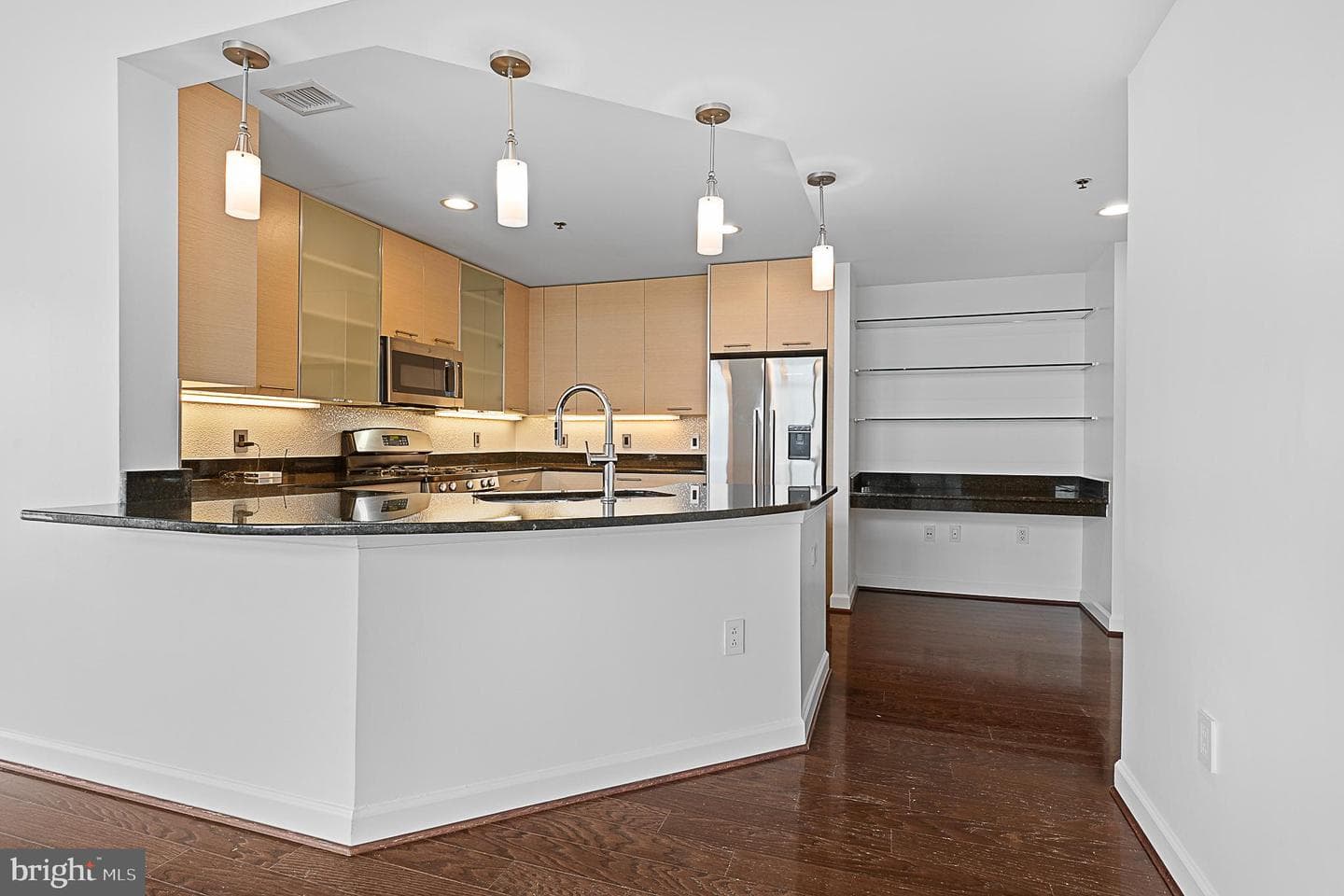 5750 Bou Avenue #805 photo 9