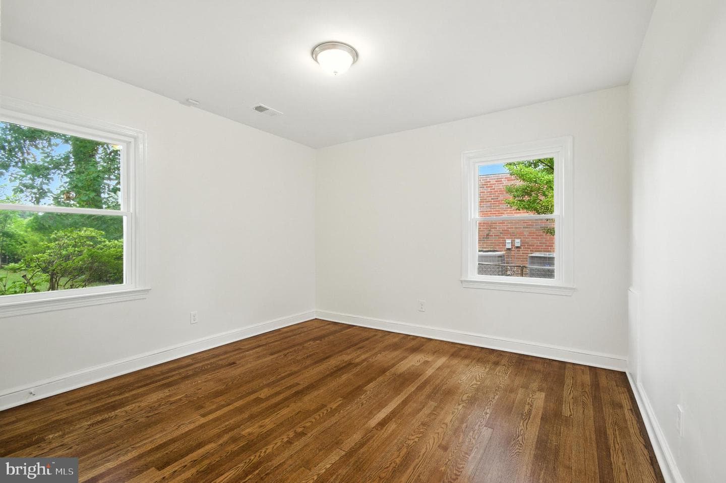 307 Plymouth Street photo 24