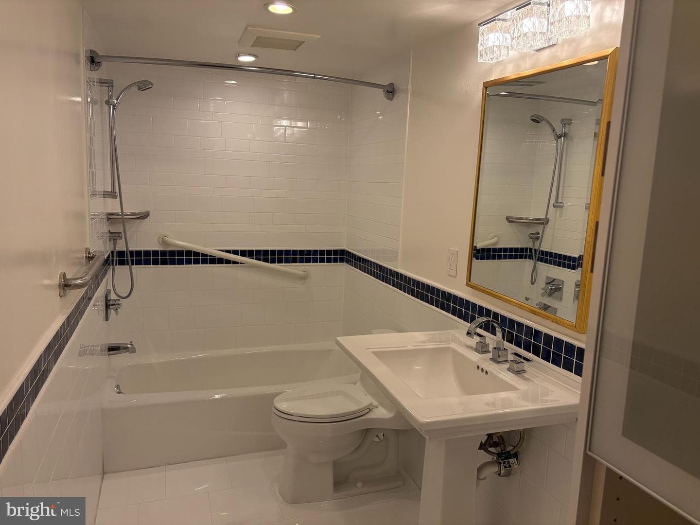 4620 N Park Avenue #206e photo 14