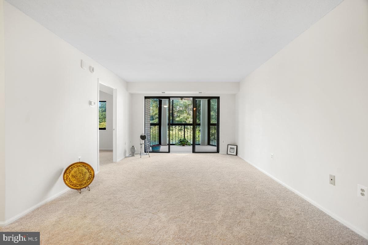15107 Interlachen Drive #2-321 photo 11