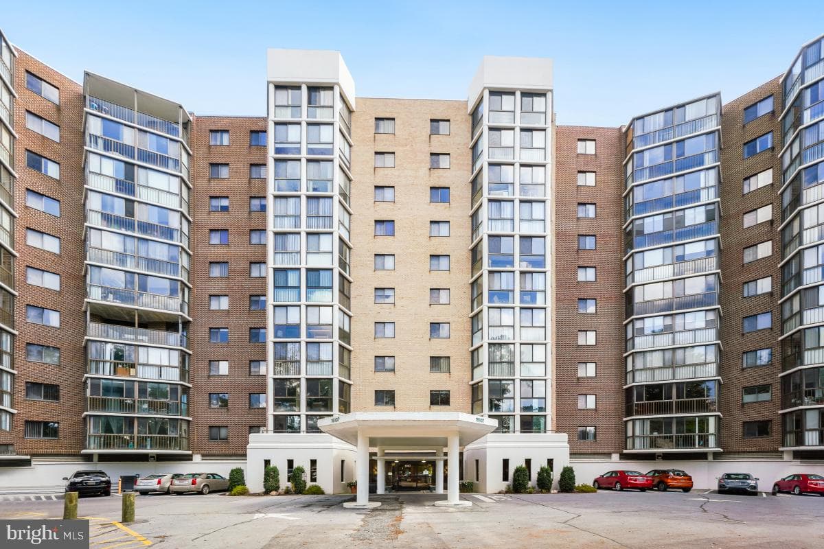 15107 Interlachen Drive #2-321 photo 35