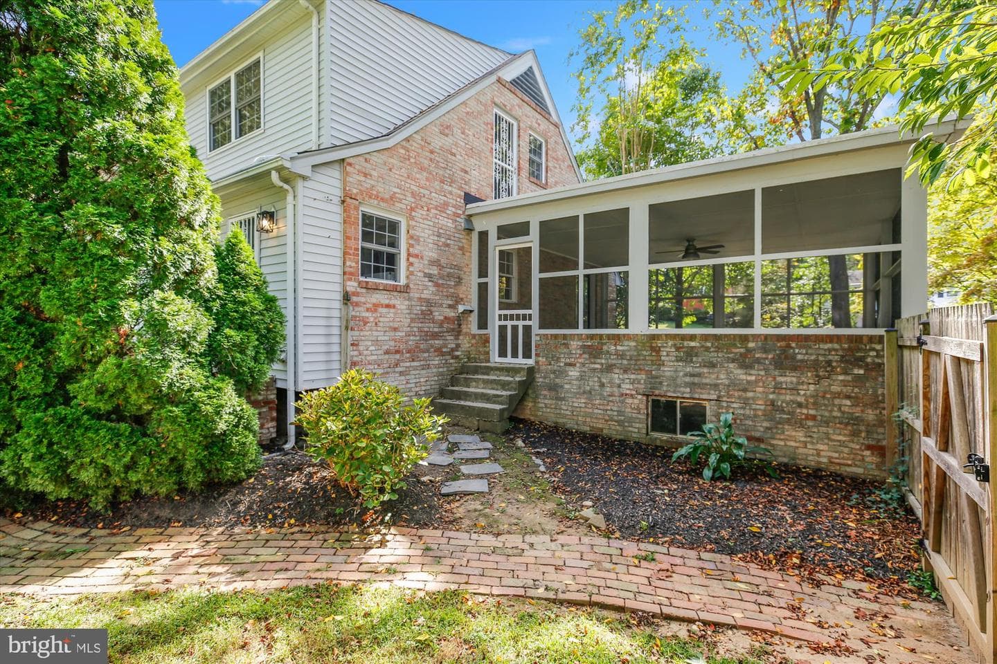 11803 Eden Road photo 4