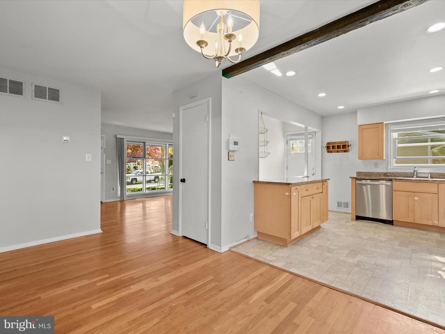 13214 Dumbarton Drive photo 16