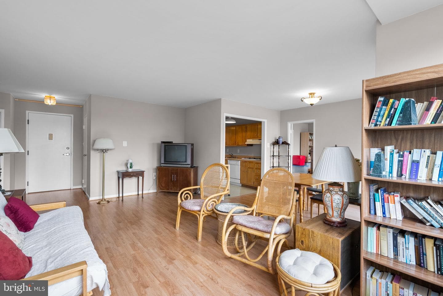 10401 Grosvenor Place #413 photo 11