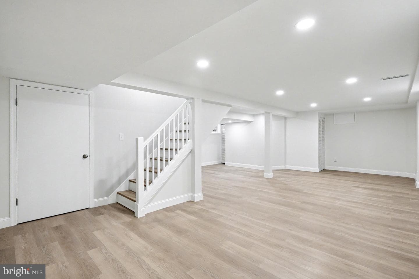 2428 White Horse Lane photo 31