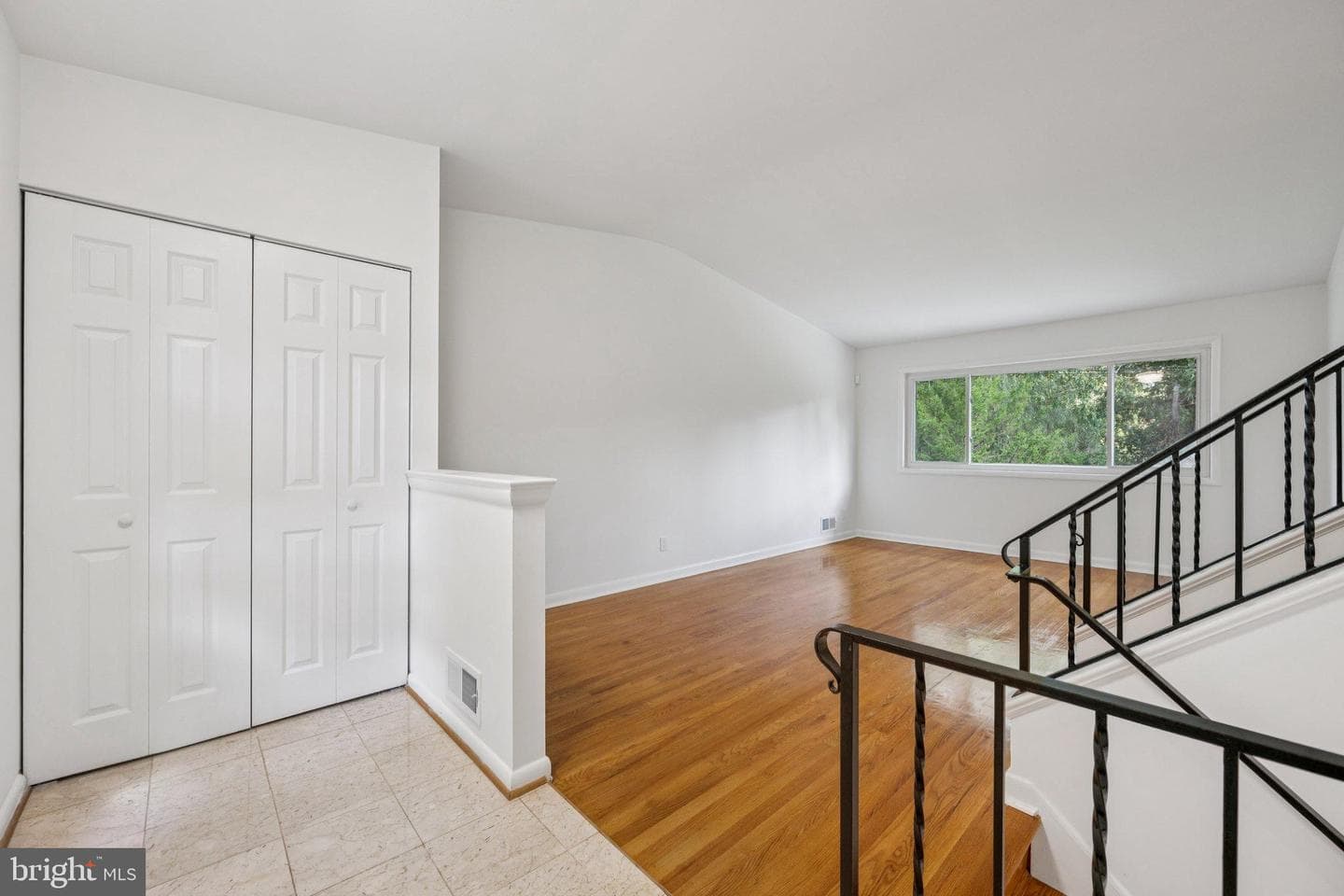 9801 Arbor Hill Drive photo 5