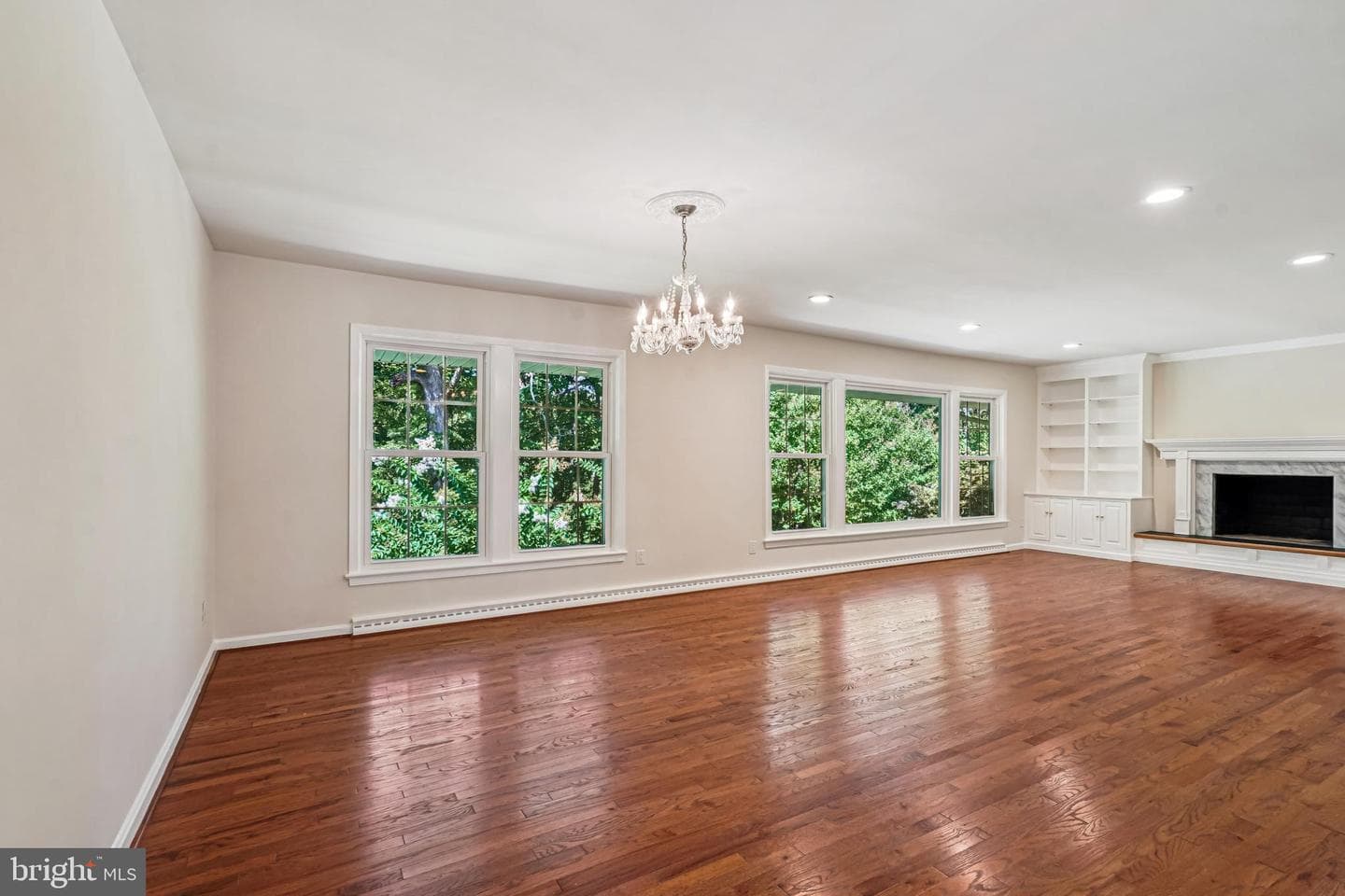 3303 Brooklawn Terrace photo 8
