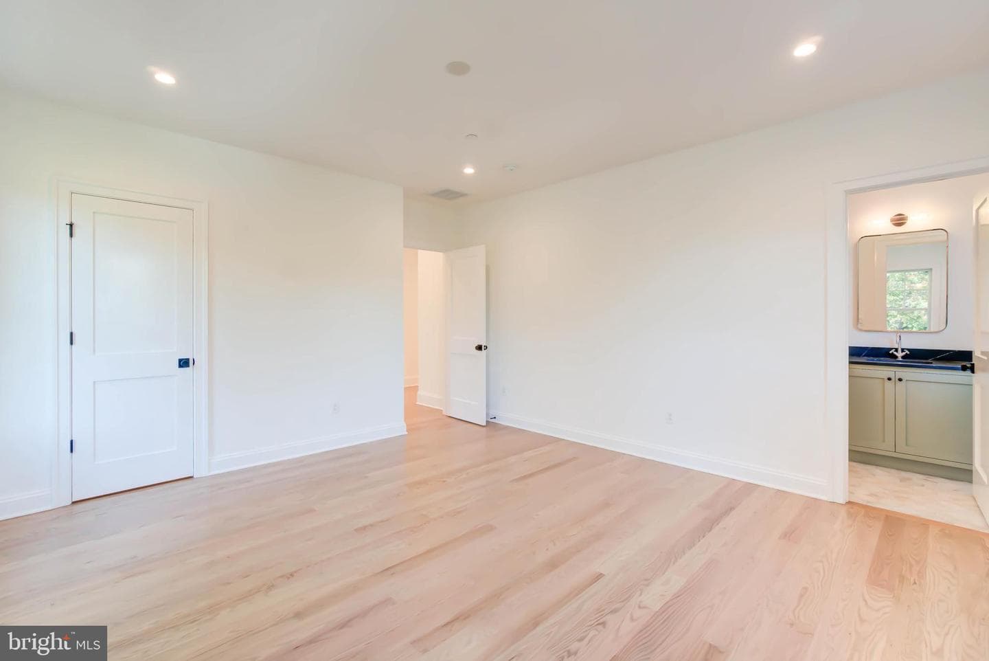 7917 Maryknoll Avenue photo 43
