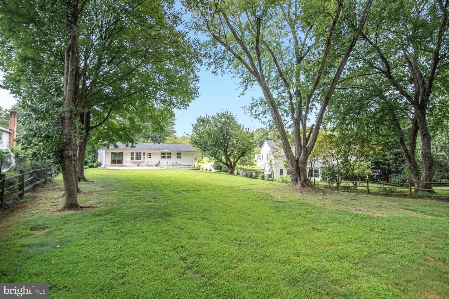 11733 Ambleside Drive photo 26
