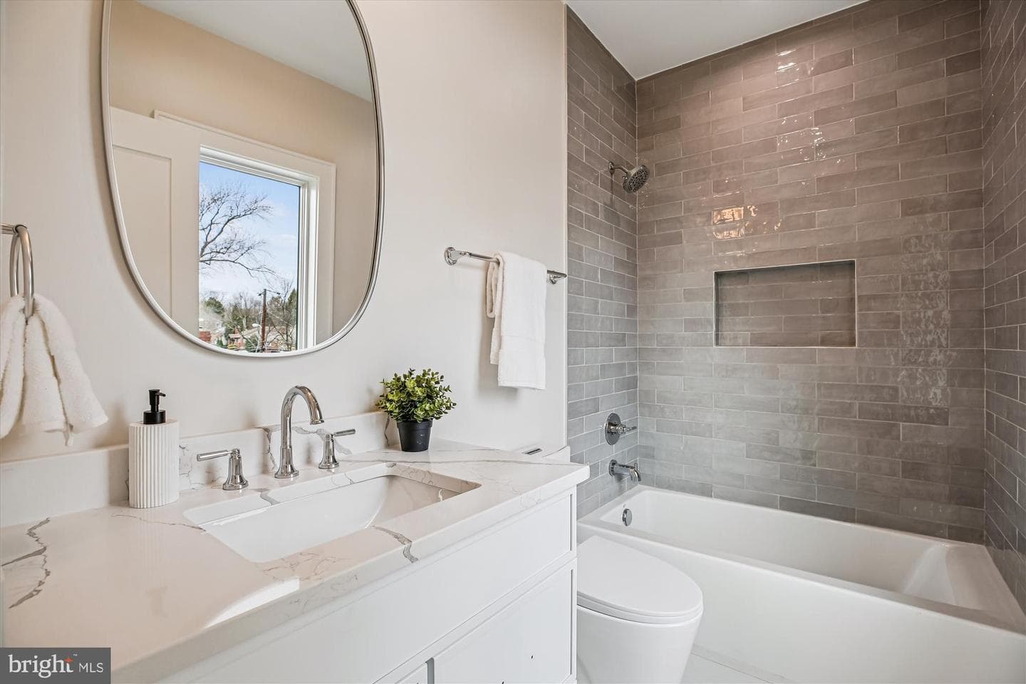 11013 Stillwater Avenue photo 43