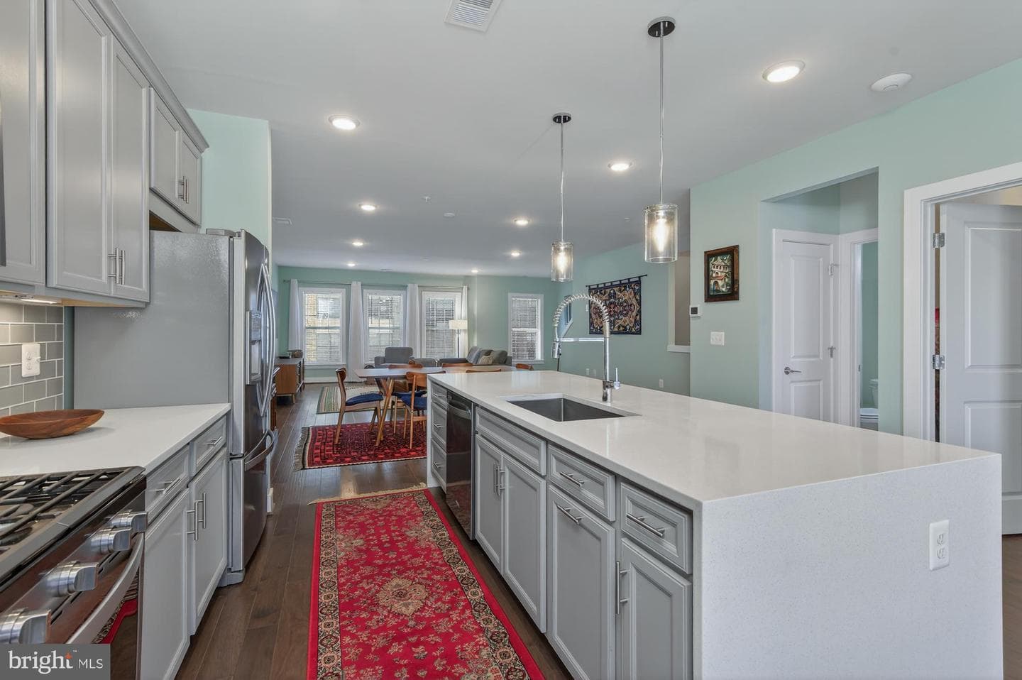 819 Rockwell Avenue #819 photo 14