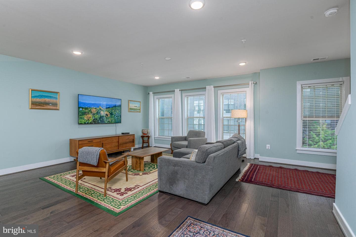 819 Rockwell Avenue #819 photo 7