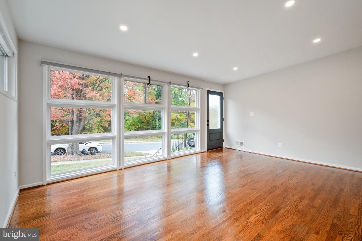 605 Linthicum Street photo 3