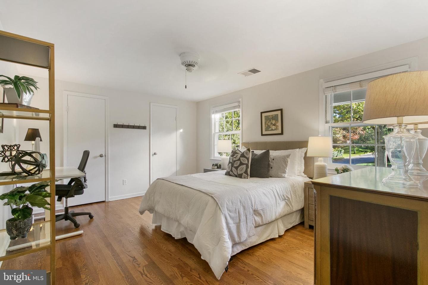 1401 Fallsmead Way photo 40