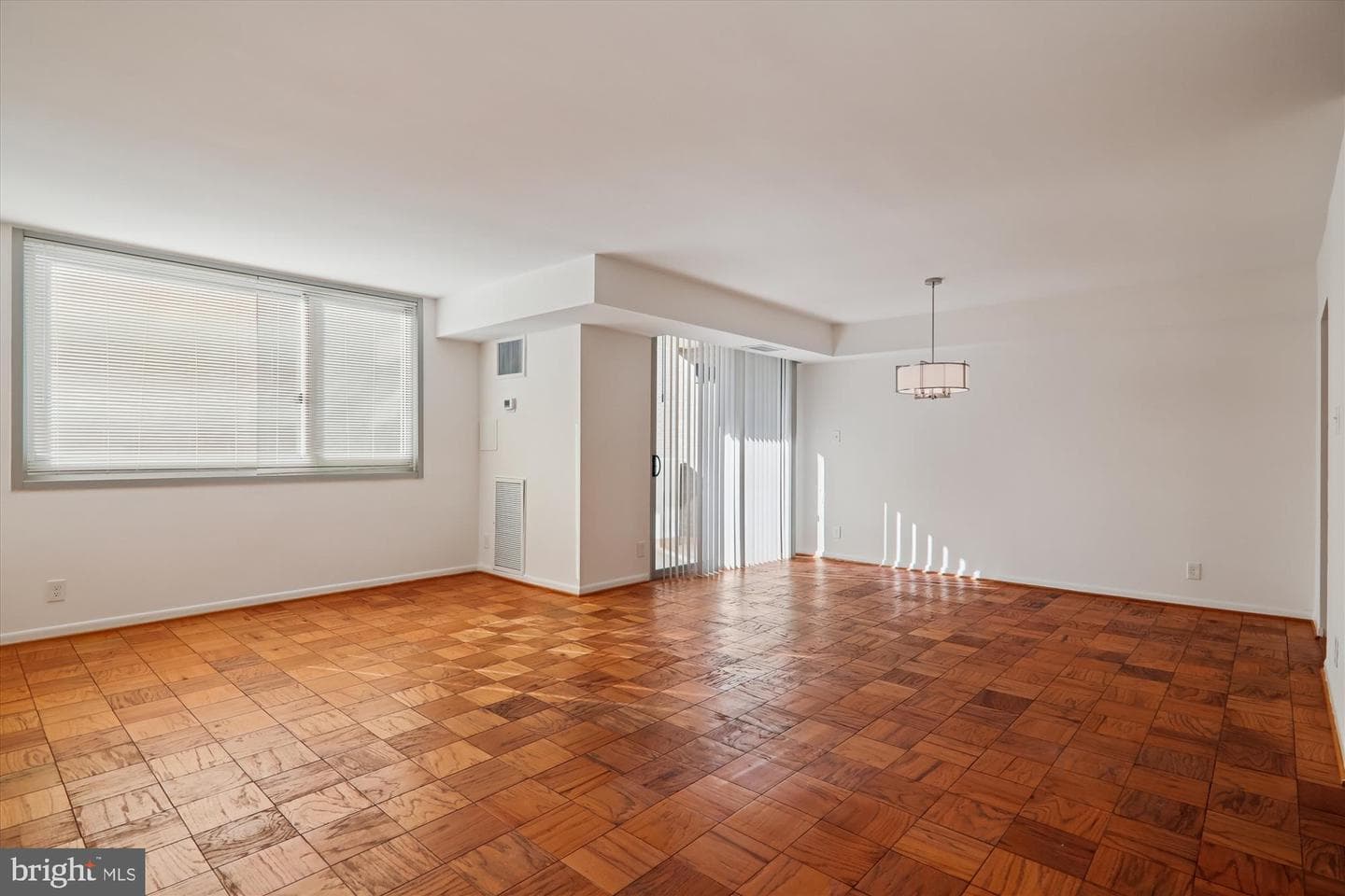4601 N Park Avenue N #604 photo 17