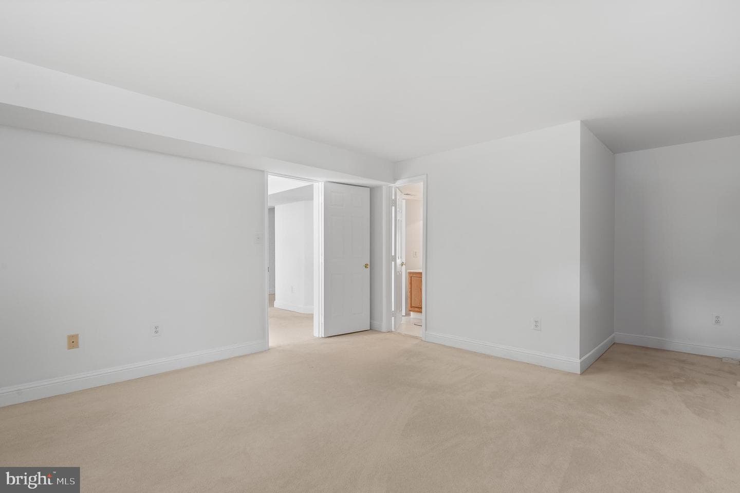 10604 Maplecrest photo 62