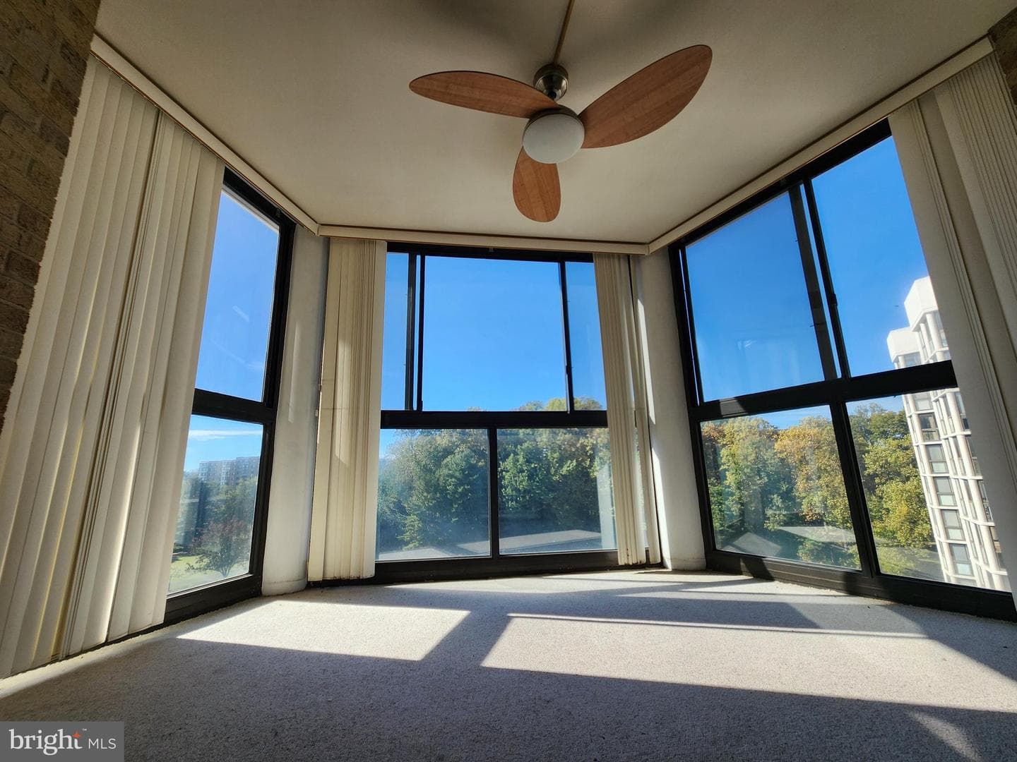 15100 Interlachen Drive #4-701 photo 10