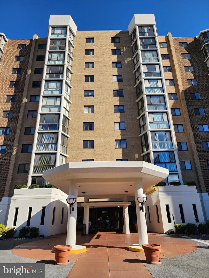15100 Interlachen Drive #4-701 photo 23