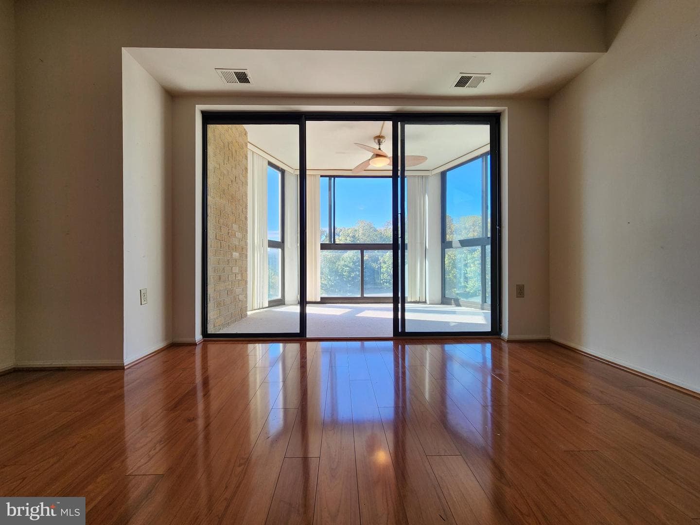 15100 Interlachen Drive #4-701 photo 7